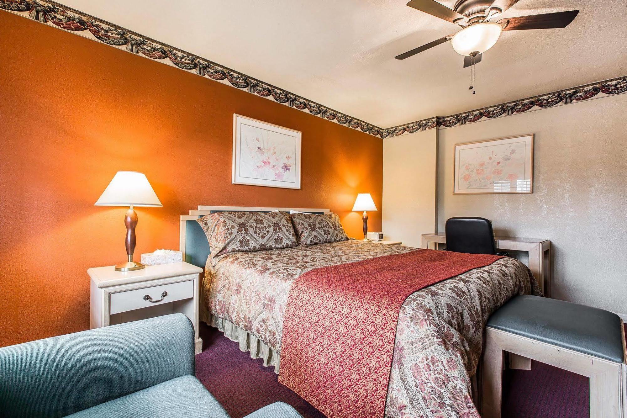 Clarion Collection Wilkie'S Inn Pacific Grove - Monterey Extérieur photo