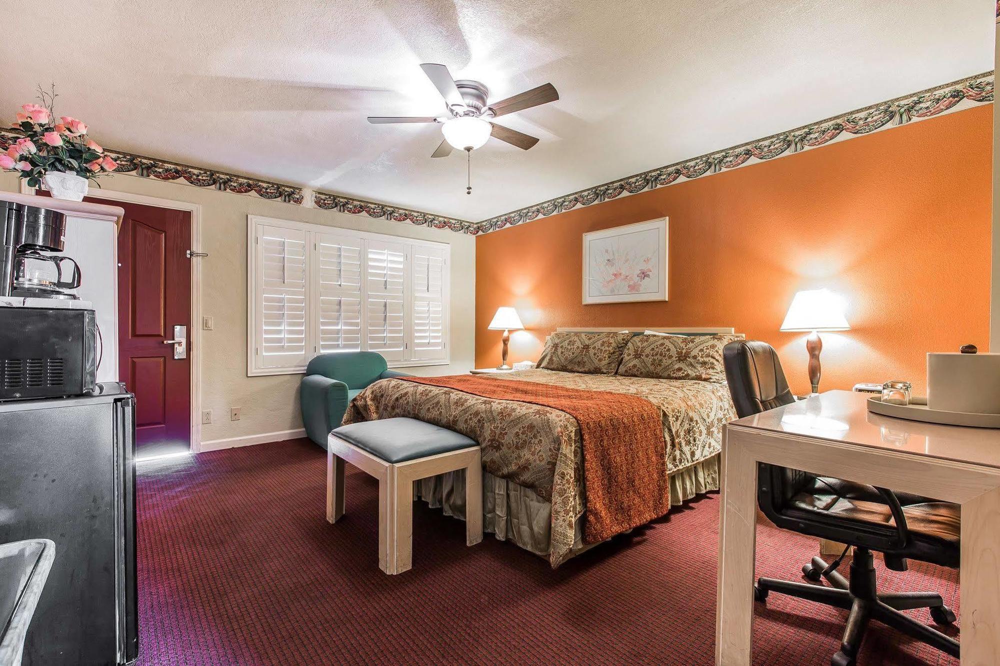 Clarion Collection Wilkie'S Inn Pacific Grove - Monterey Extérieur photo
